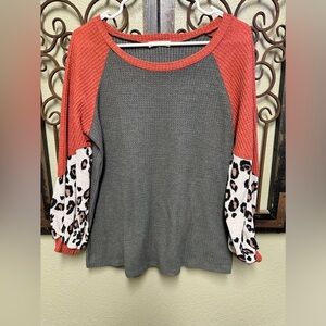 Lovely J grey/orange long sleeve animal print wallet knit top